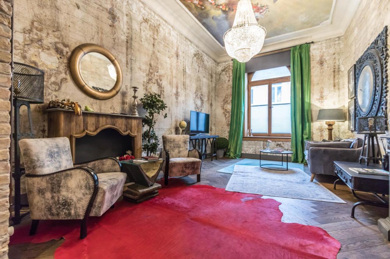 Castle Downtown Apartment Budapest Exteriör bild